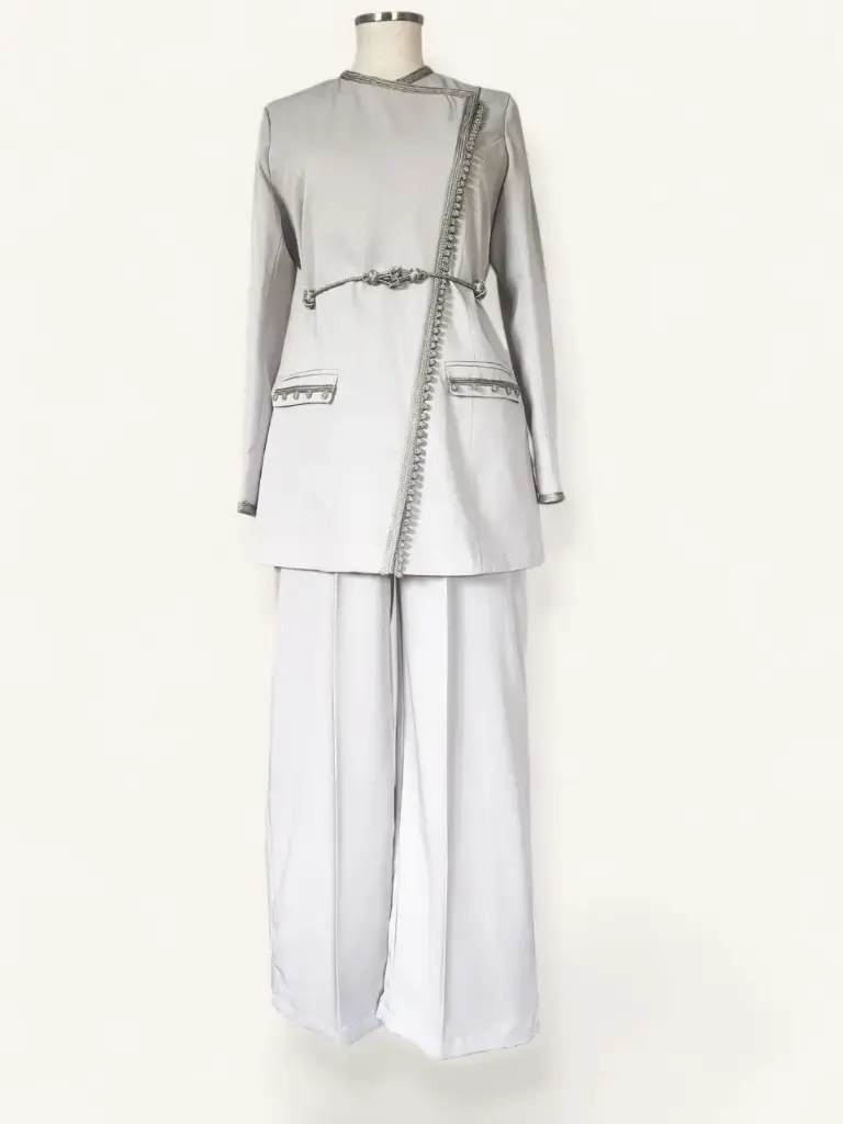 Completo con Pantalone "Layan"